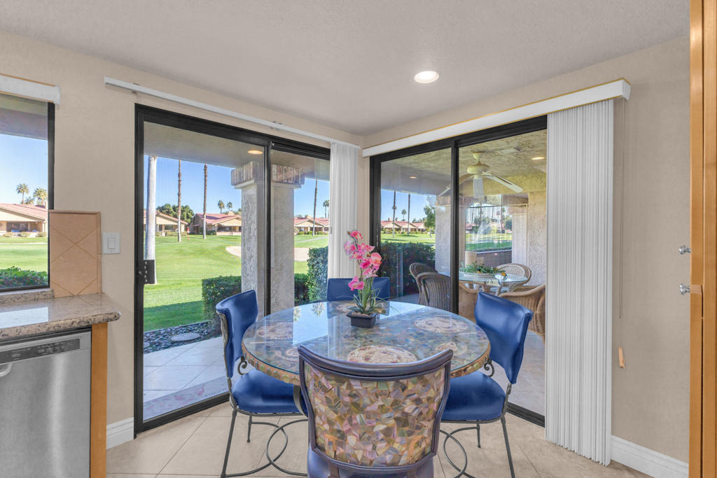 168 Camino Arroyo S - Photo 0