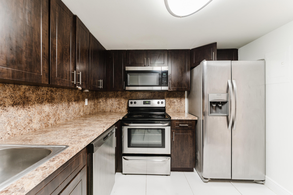 606 Nw 13th Street - Photo 10
