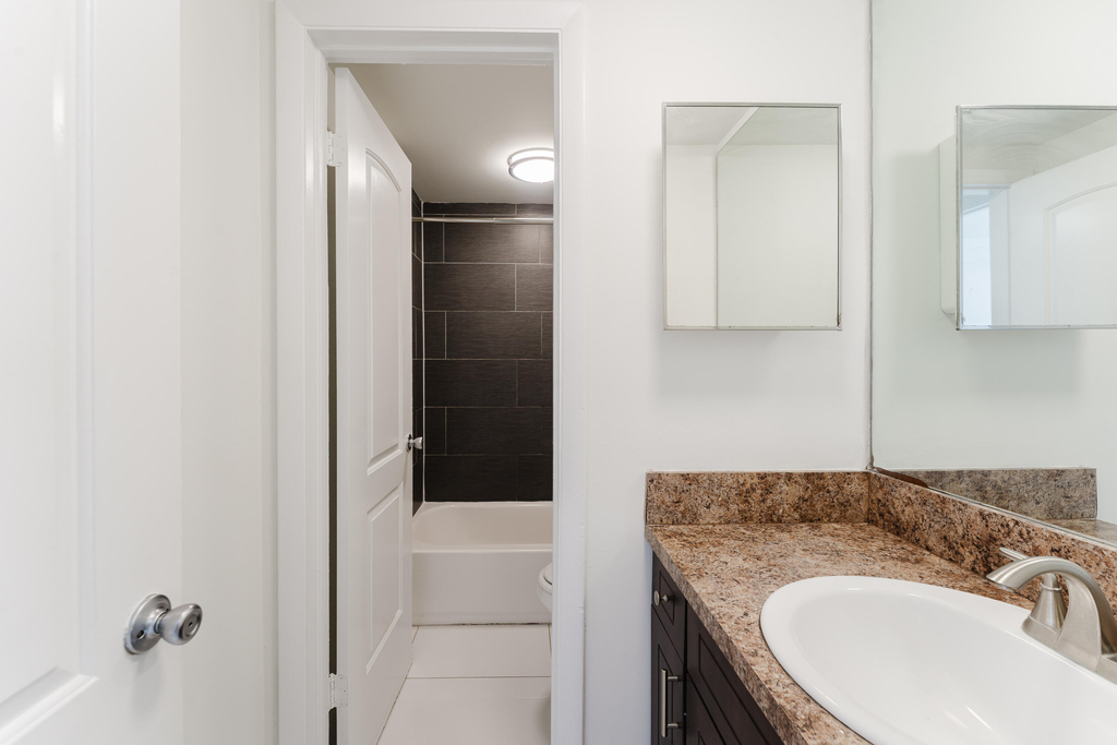 606 Nw 13th Street - Photo 12