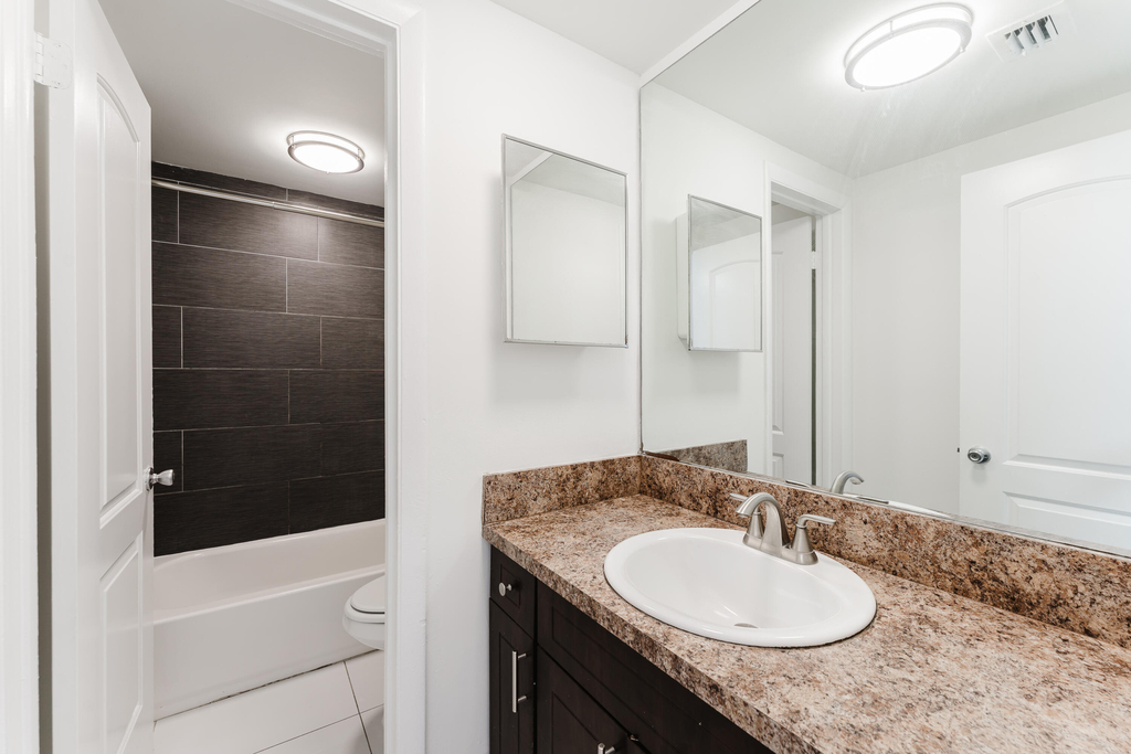 606 Nw 13th Street - Photo 13