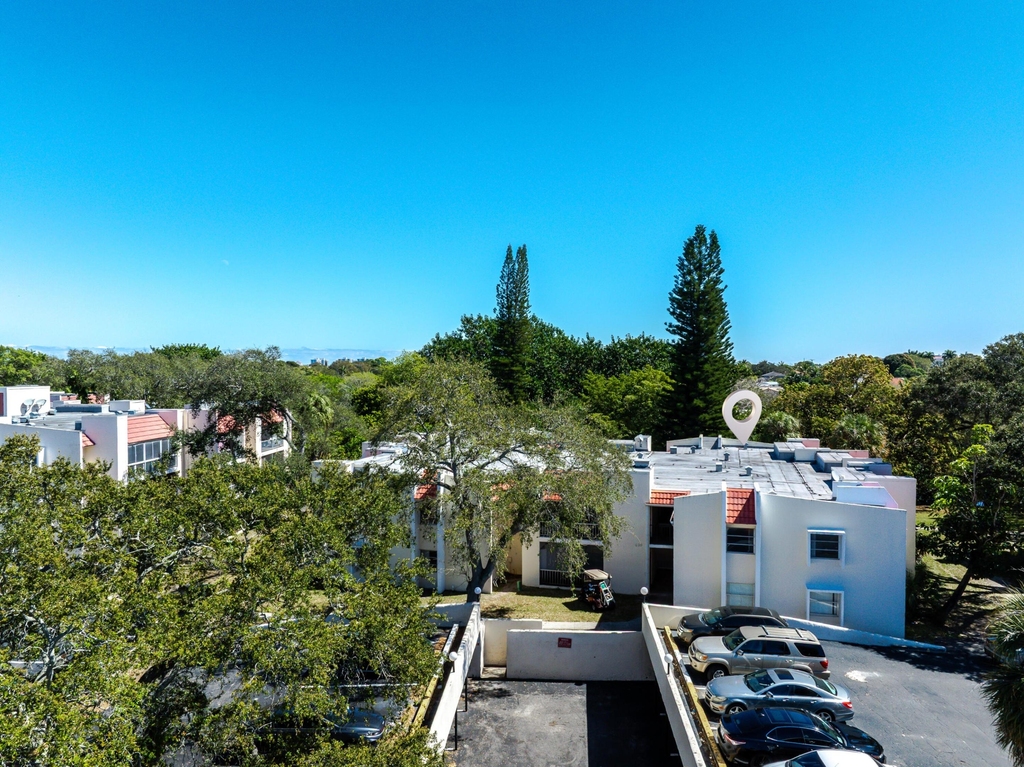 606 Nw 13th Street - Photo 1