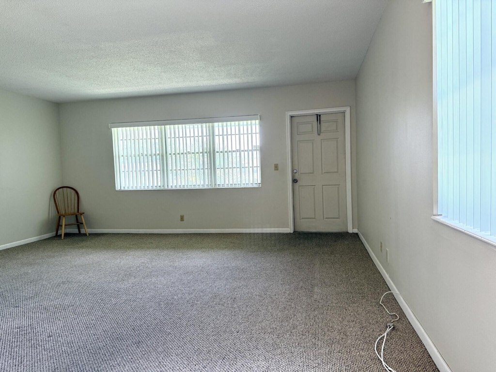 69 Norwich C - Photo 7