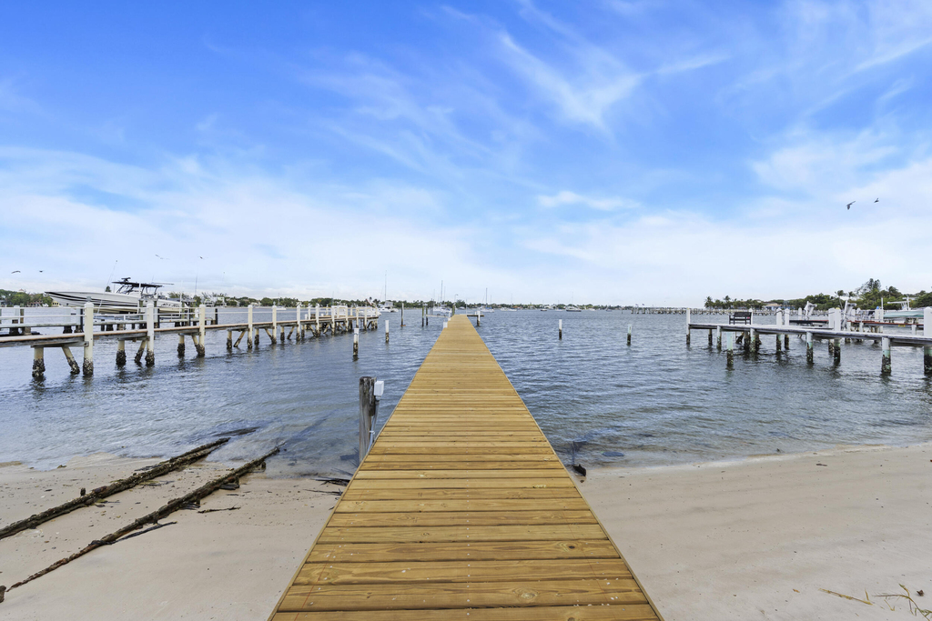 122 S Lake Drive - Photo 44