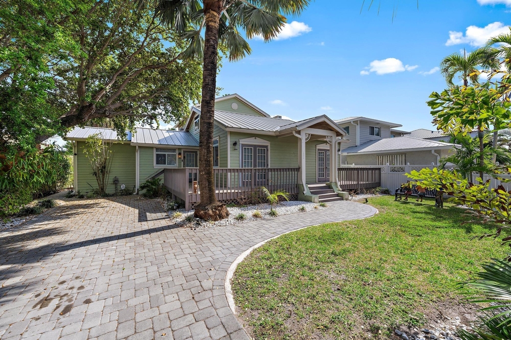 122 S Lake Drive - Photo 9