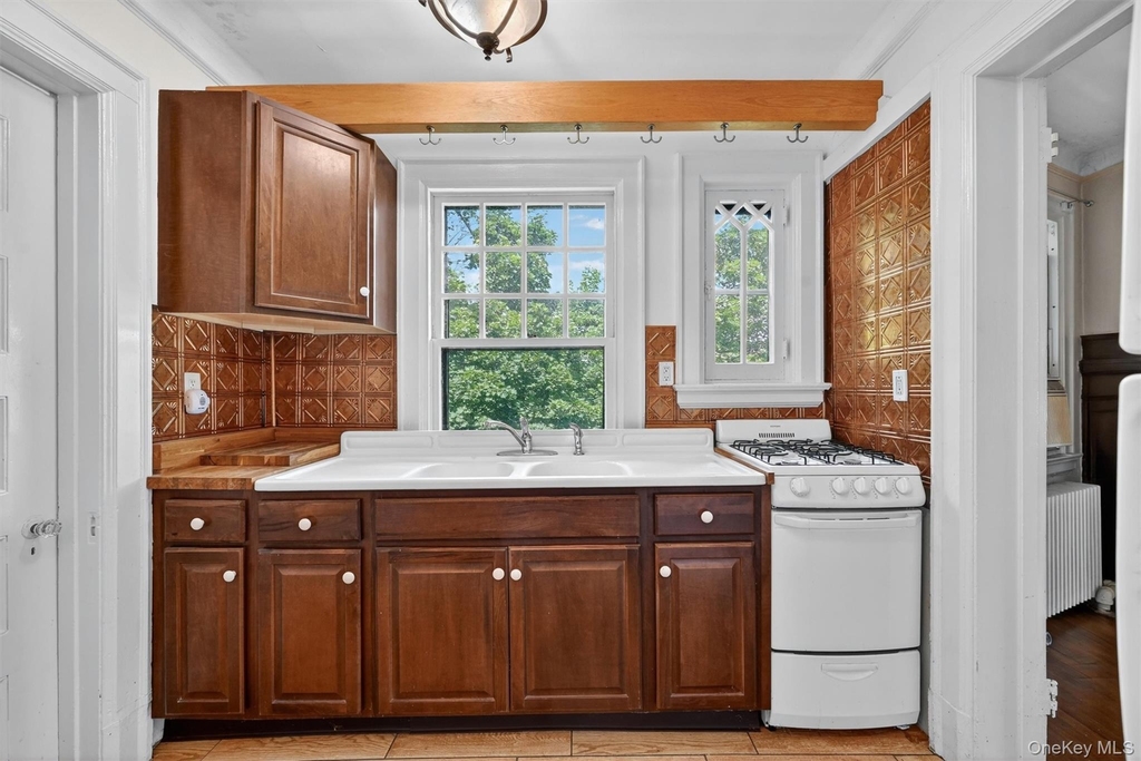 27 Webb Lane - Photo 13