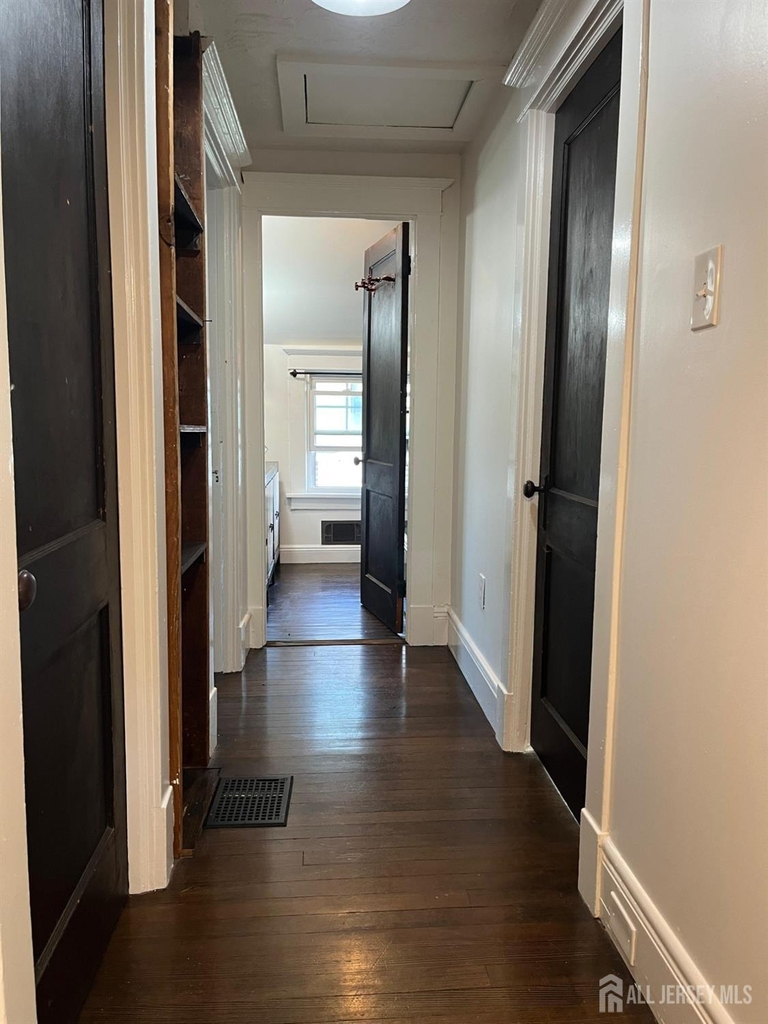 272 Lake Avenue - Photo 6