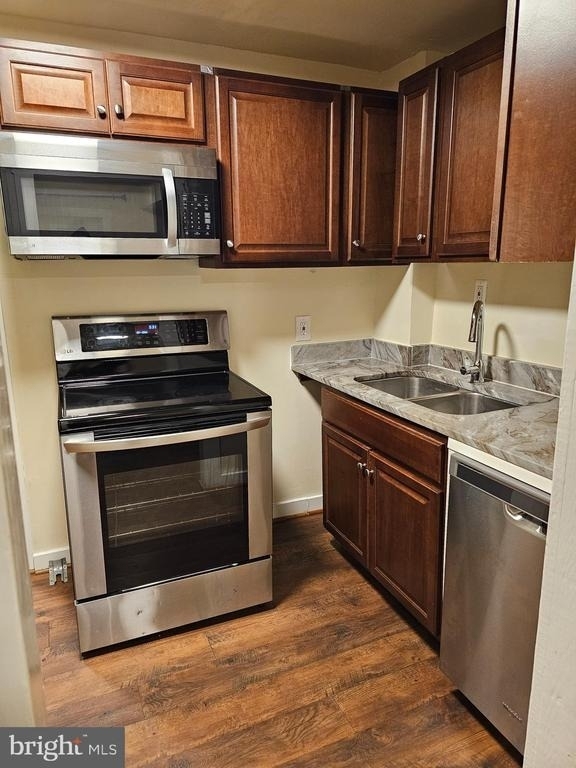 28 E Pall Mall - Photo 16