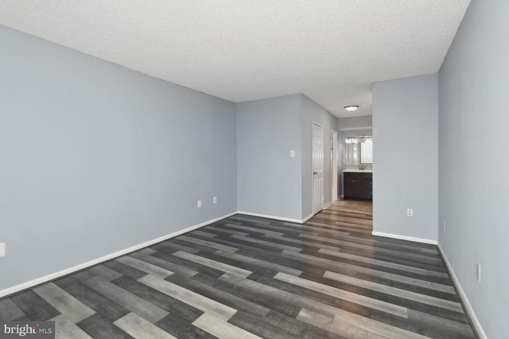 3701 S George Mason Drive - Photo 10