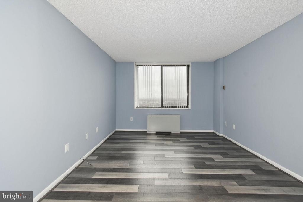 3701 S George Mason Drive - Photo 9