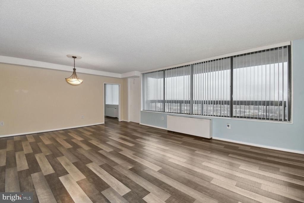 3701 S George Mason Drive - Photo 4