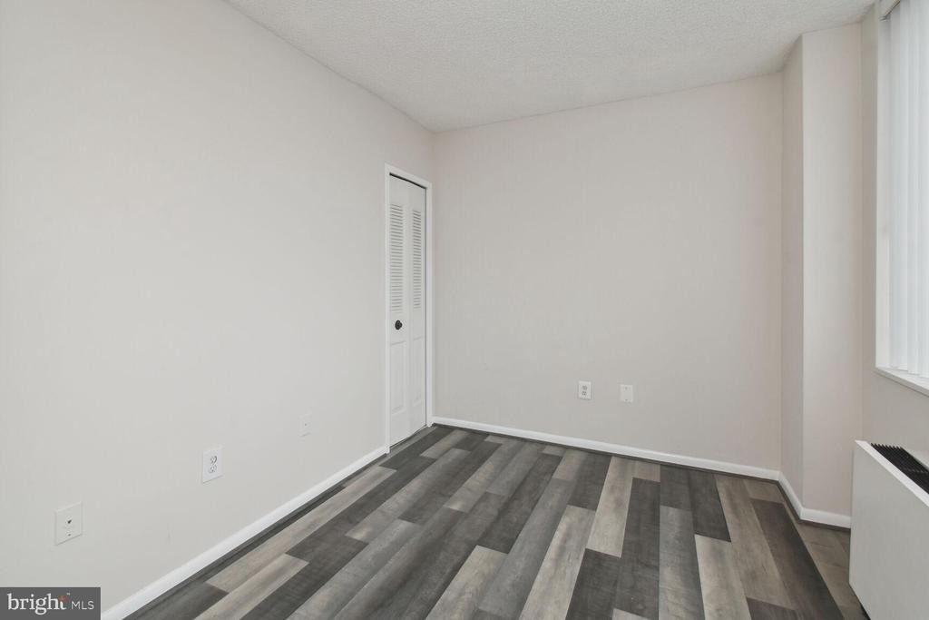 3701 S George Mason Drive - Photo 8