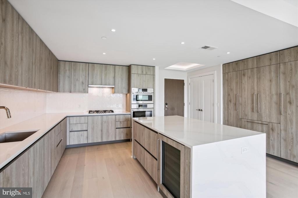 1201 N Royal Street - Photo 6