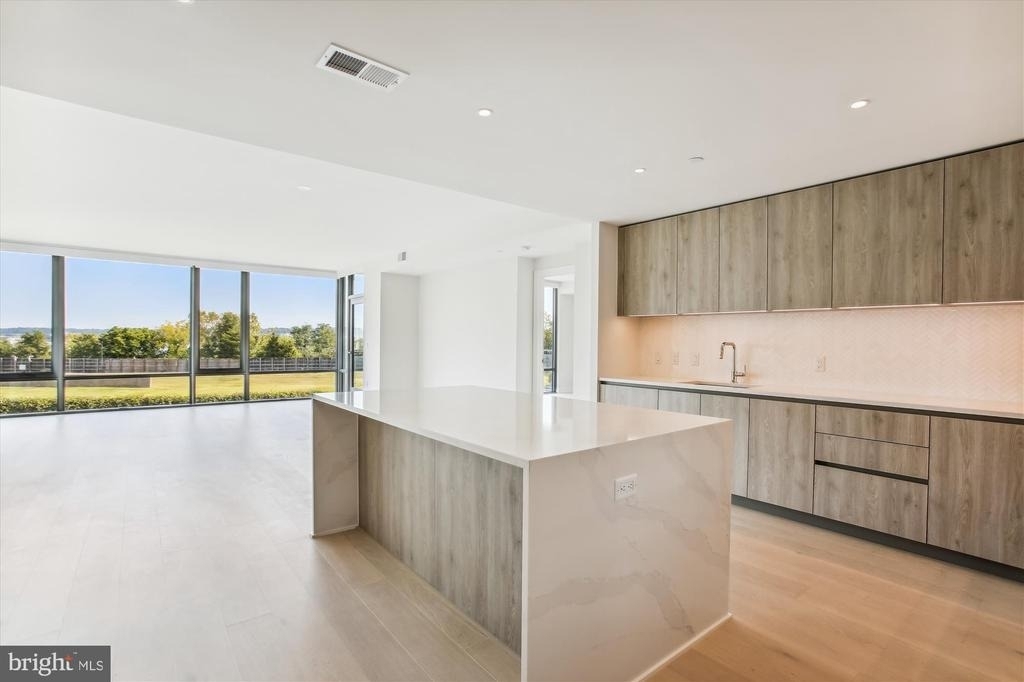 1201 N Royal Street - Photo 8