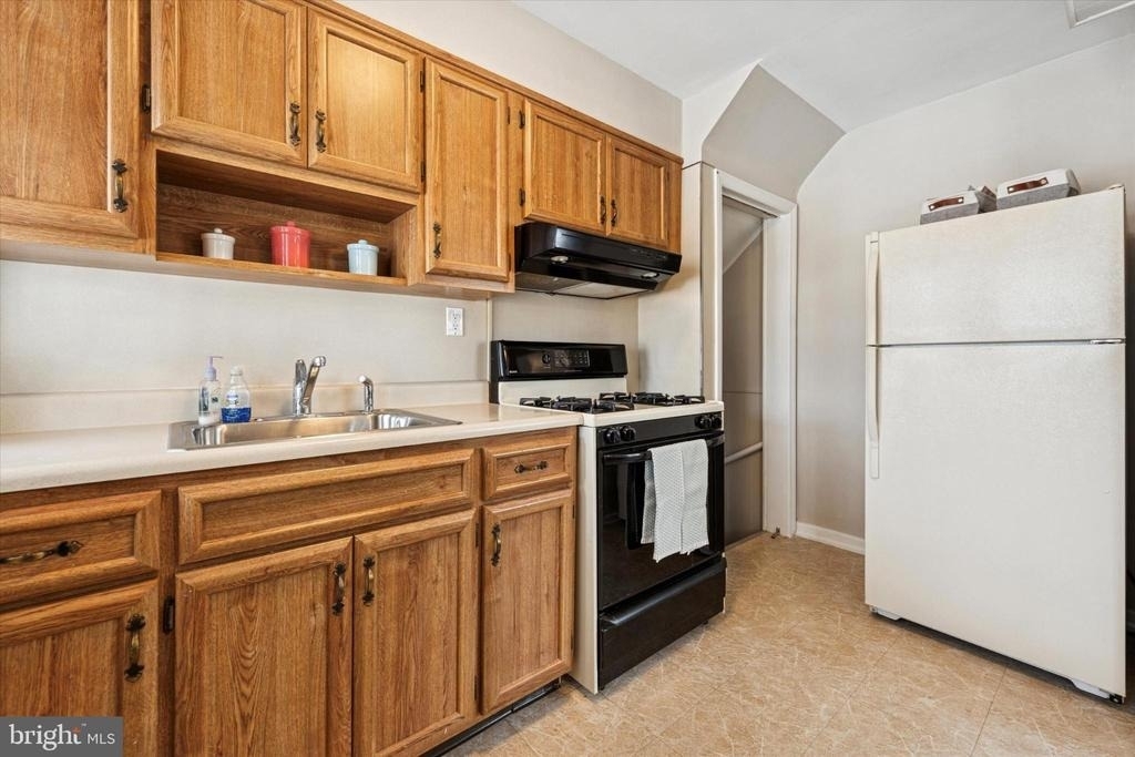 8711 Old Line Road - Photo 7