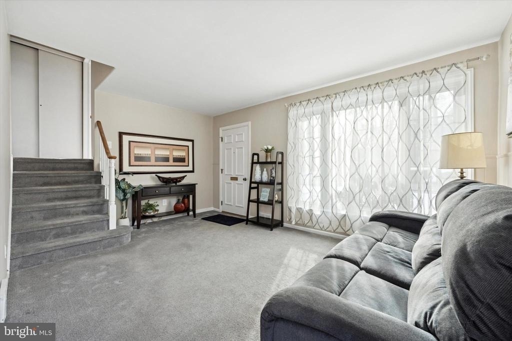 8711 Old Line Road - Photo 2