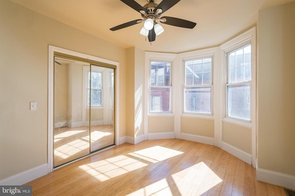 5426 W Jefferson Street - Photo 11