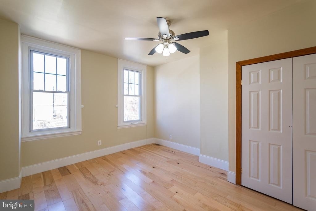 5426 W Jefferson Street - Photo 19