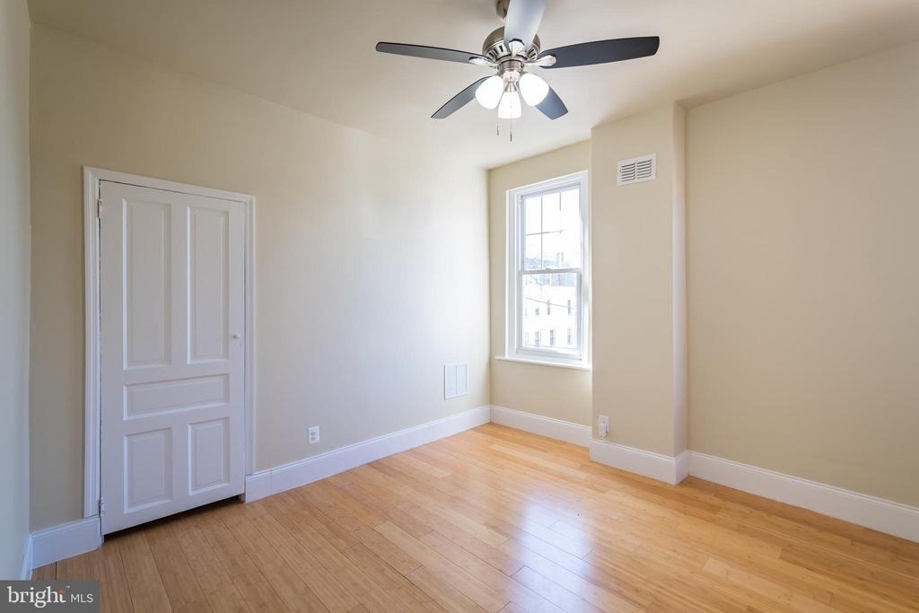 5426 W Jefferson Street - Photo 14
