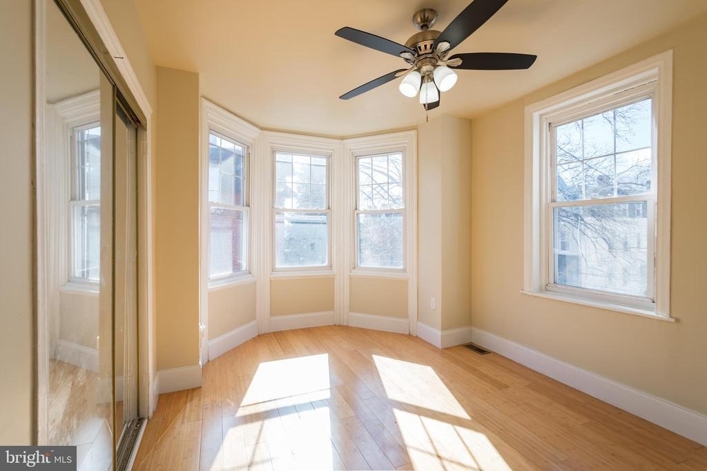 5426 W Jefferson Street - Photo 10