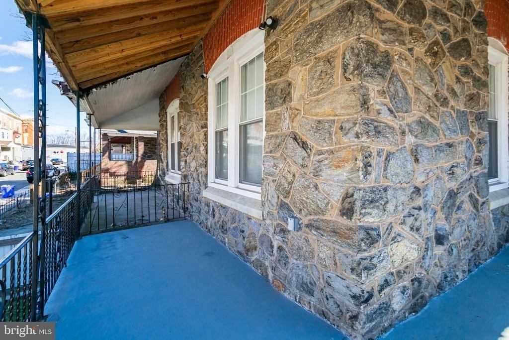 5426 W Jefferson Street - Photo 27