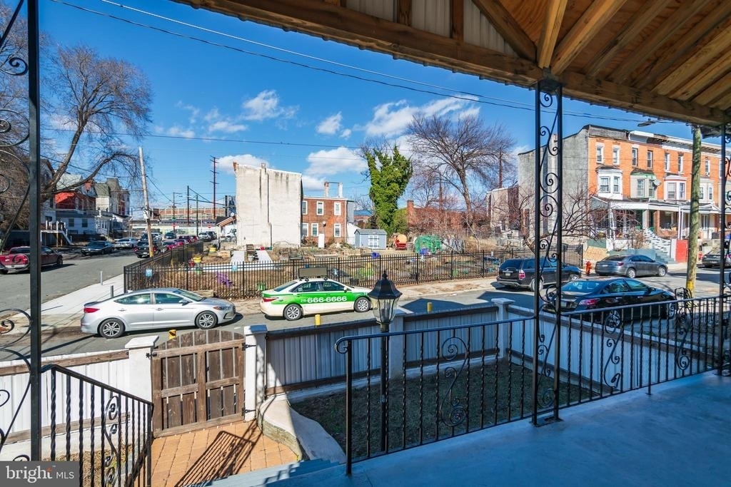 5426 W Jefferson Street - Photo 28