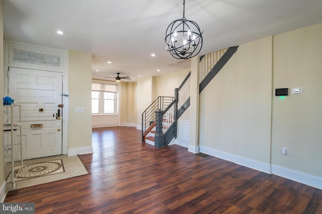 5426 W Jefferson Street - Photo 4