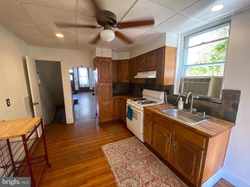 2038 E Dauphin Street - Photo 8