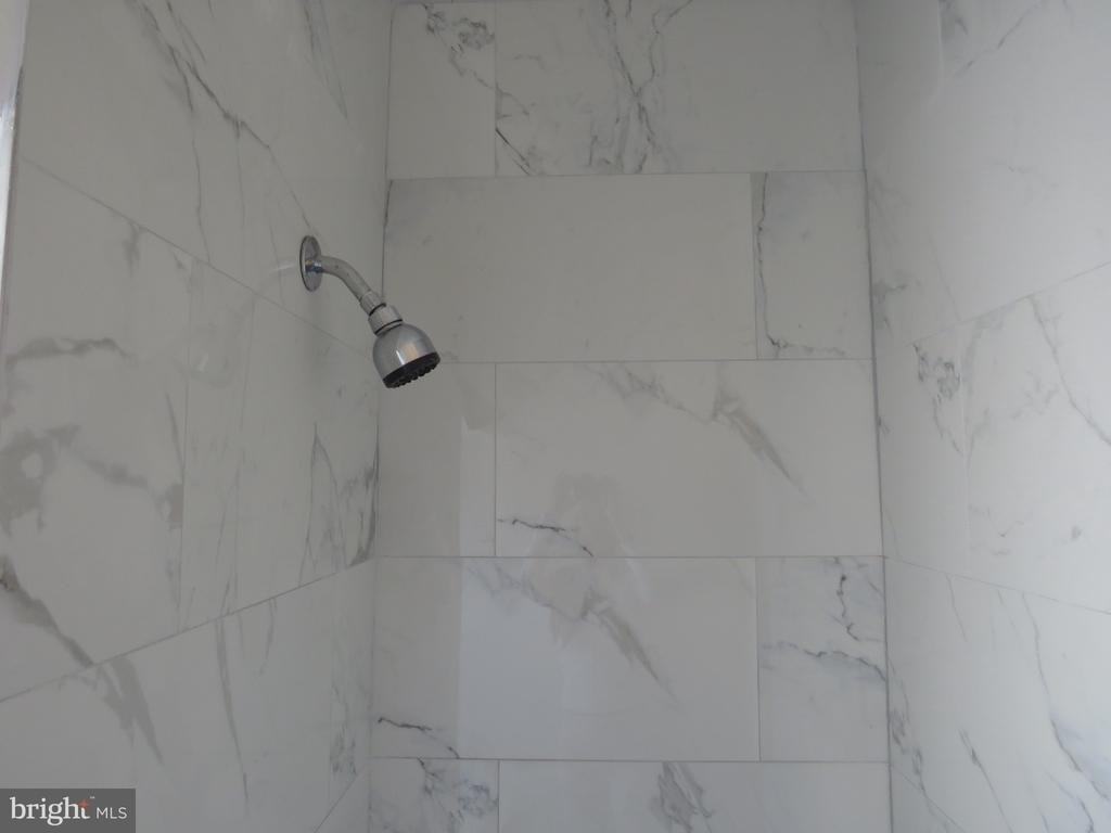 356 E Walnut Lane - Photo 5