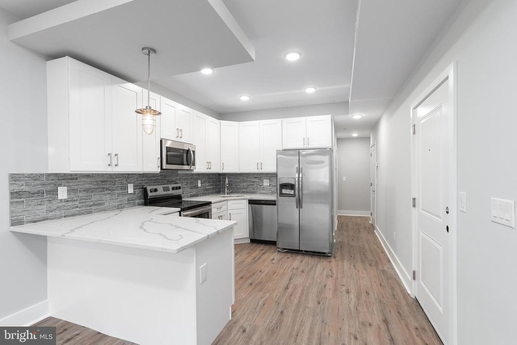 1604 N 6th Street - Photo 1