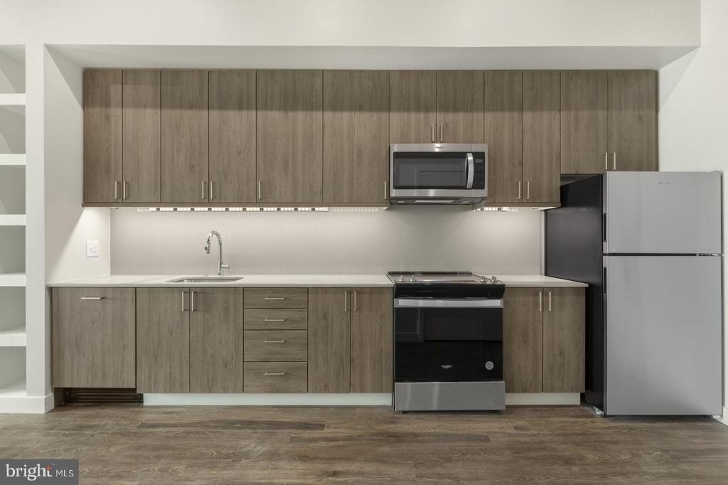 525 N 41st Street - Photo 3