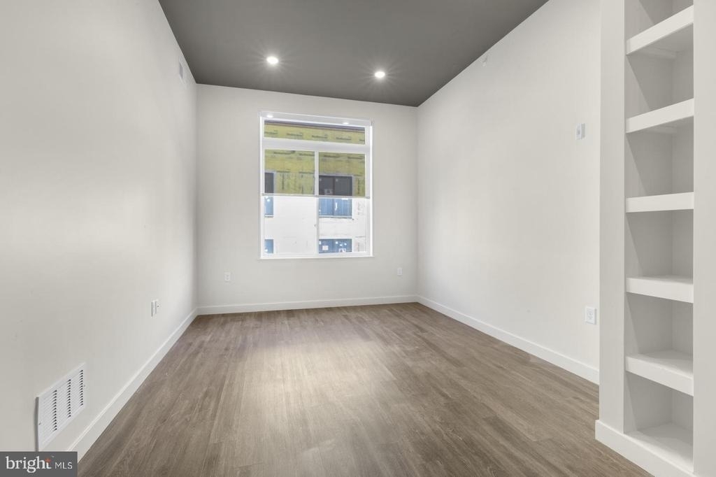 525 N 41st Street - Photo 9