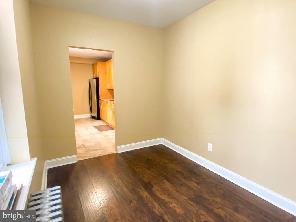 174 W Master Street - Photo 3
