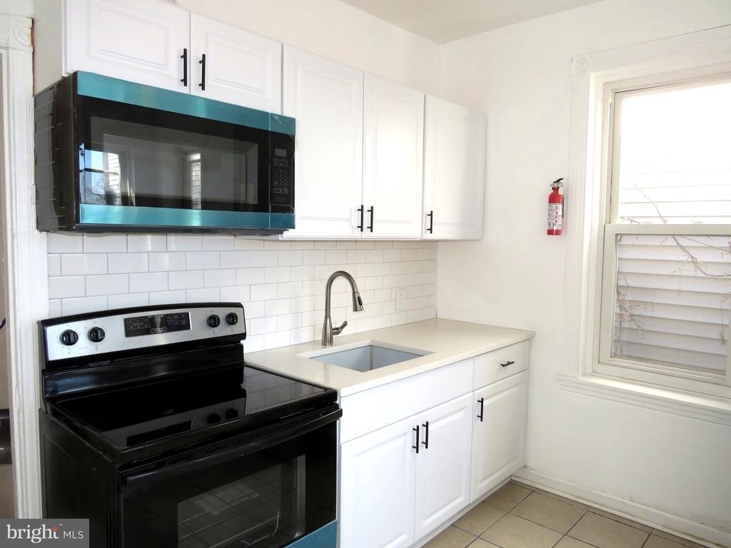 356 E Walnut Lane - Photo 15