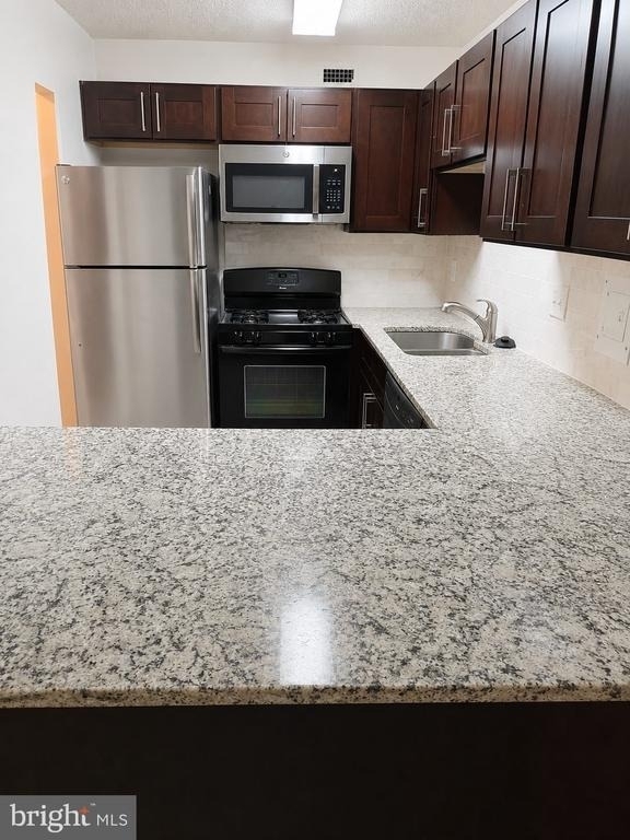5225 Unit 1814s Pooks Hill - Photo 2