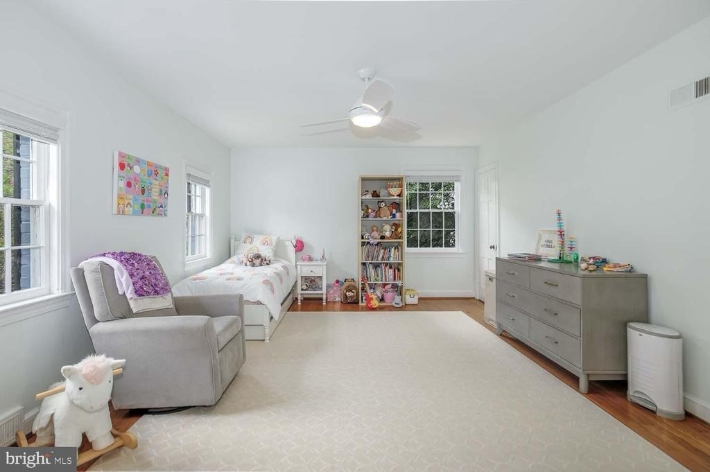 3209 Thornapple Street - Photo 29