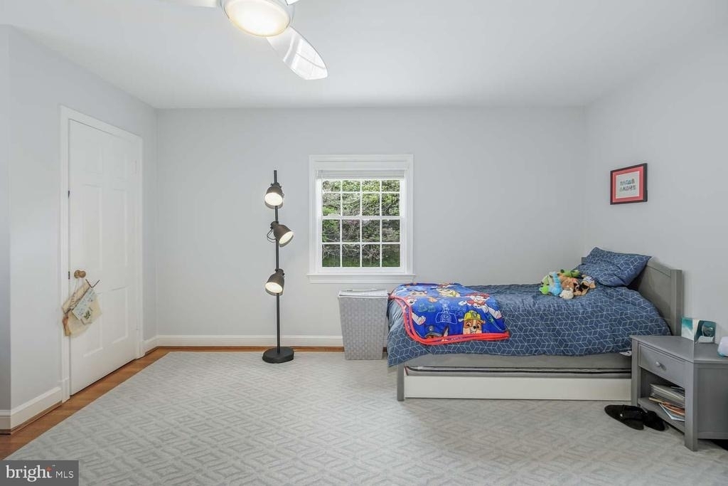 3209 Thornapple Street - Photo 27
