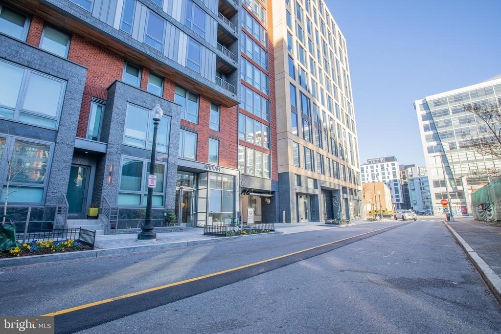 1211 Van Street Se - Photo 0