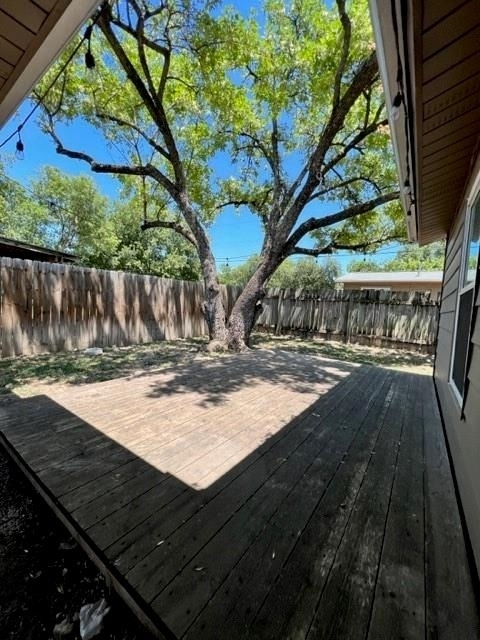 7909 Lazy Ln - Photo 3