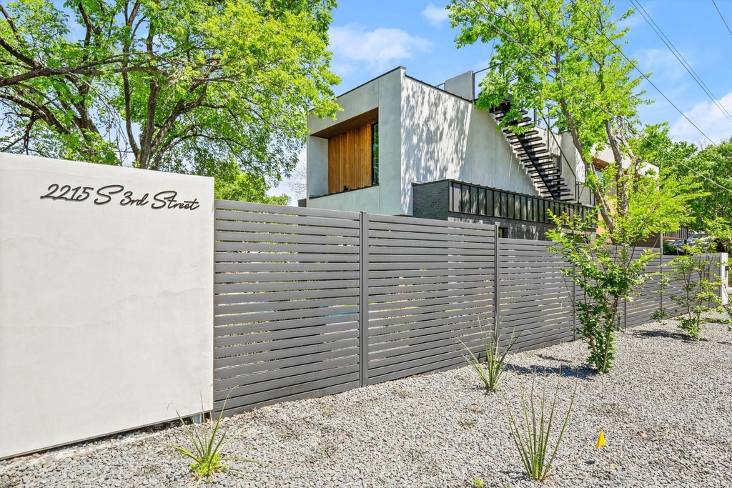 2215 S 3rd St - Photo 33