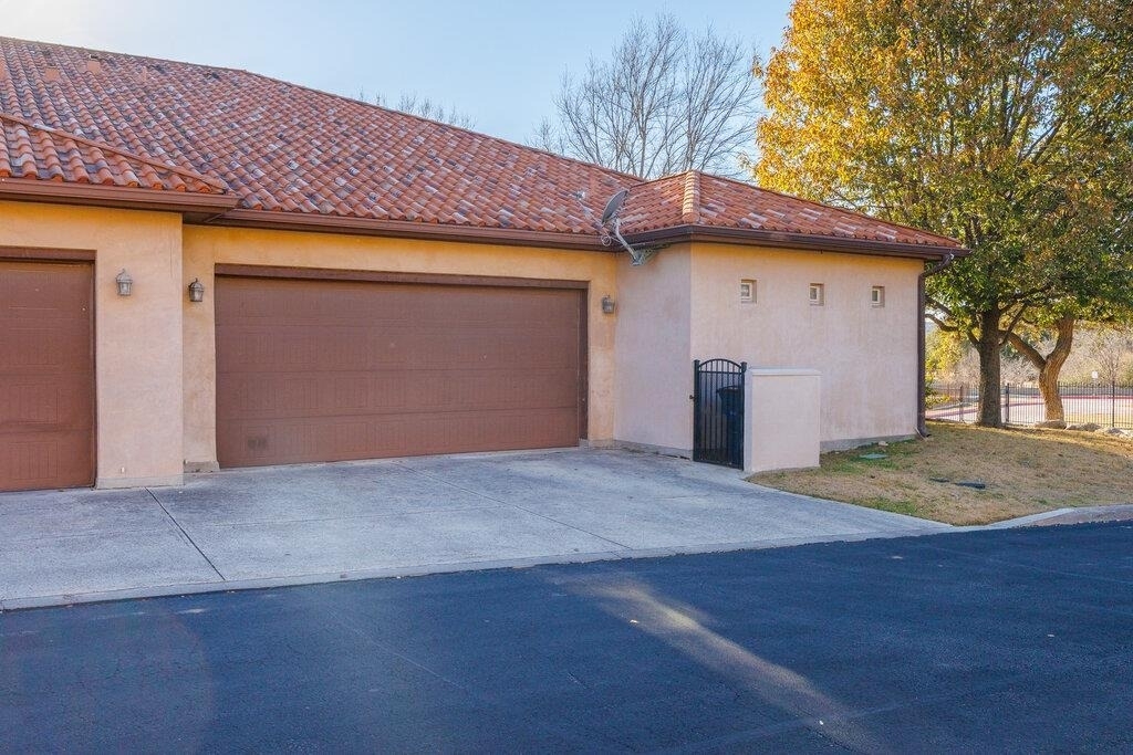 22226 Rivolta Ln - Photo 21
