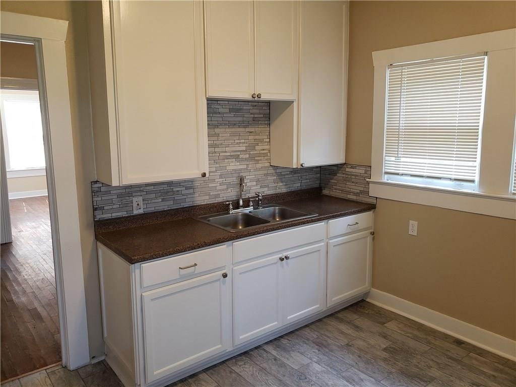 1405 Waller St - Photo 1