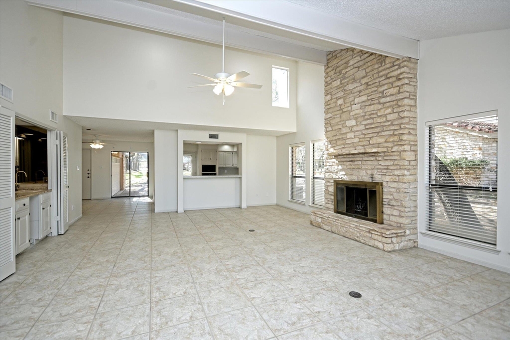105 Crescent Blf - Photo 5