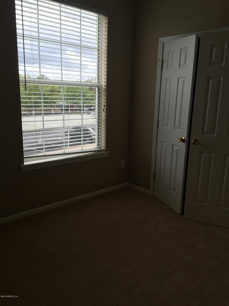 7801 Point Meadows Drive - Photo 14