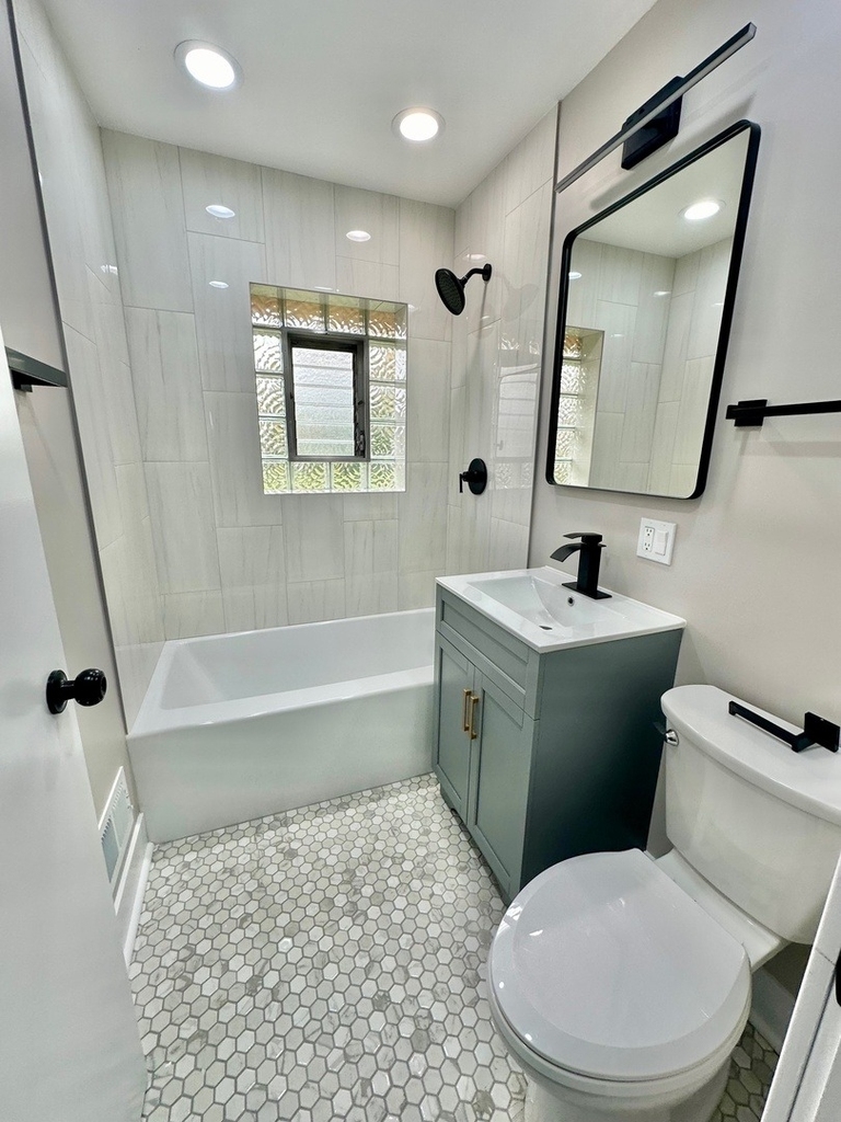 8129 W Courtland Avenue - Photo 9