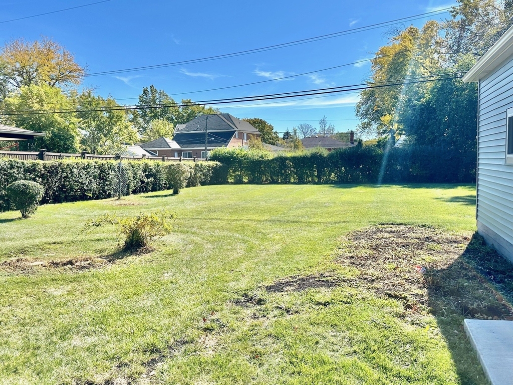 8129 W Courtland Avenue - Photo 13