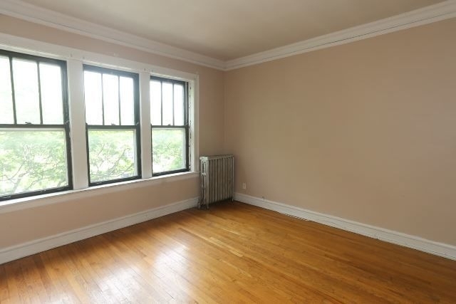 1923 W Winnemac Avenue - Photo 10