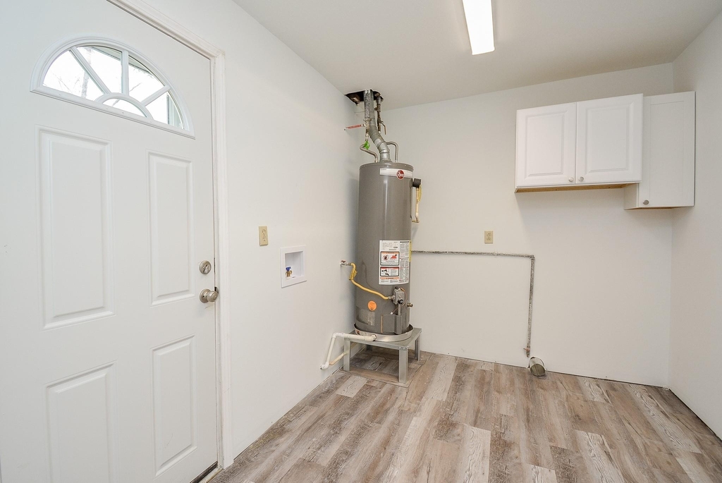 6422 Sherwood Drive - Photo 10