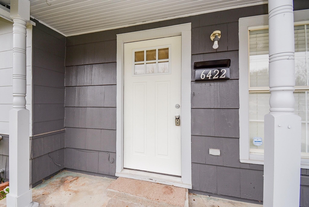 6422 Sherwood Drive - Photo 3