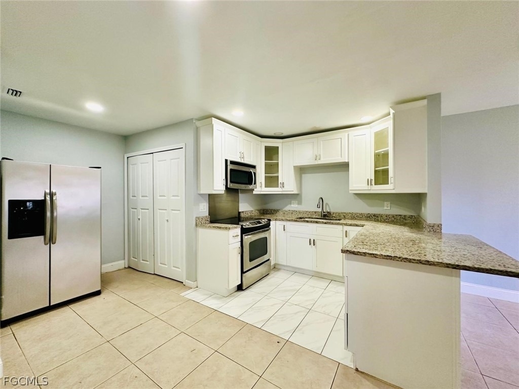 709 Se 8th Terrace - Photo 3