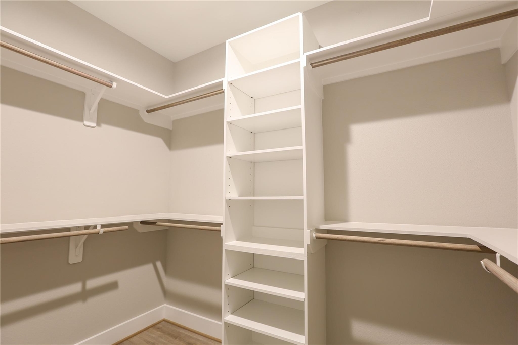 1718 Hardy Street - Photo 17